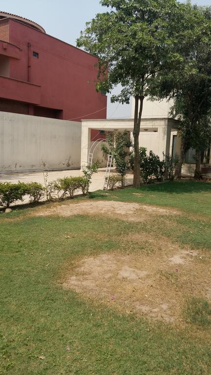 Grace View Guest House Lahore Exterior foto